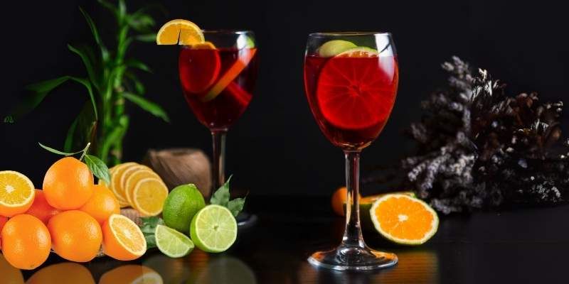 TINTO-DE-VERANO-COCTEL-MAGICO-PARA-EL-CALOR