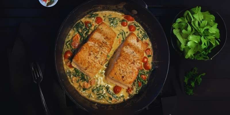 SALMON-TOSCANO-UN-BANQUETE-DE-SABOR-Y-ESTILO