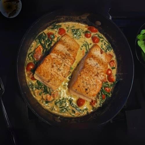 SALMON-TOSCANO-UN-BANQUETE-DE-SABOR-Y-ESTILO