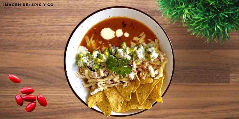 SOPA-DE-TOMATE-EL-PLATO-CLASICO-CON-UN-TOQUE-MODERNO
