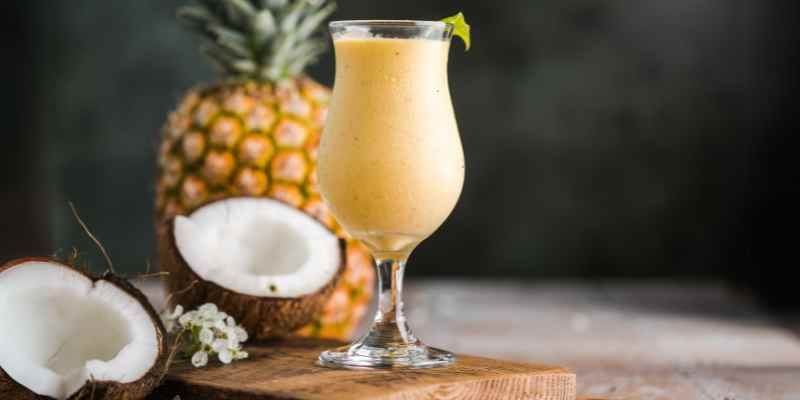PIÑA-COLADA-SABOR-TROPICAL-SIN-ESFUERZO