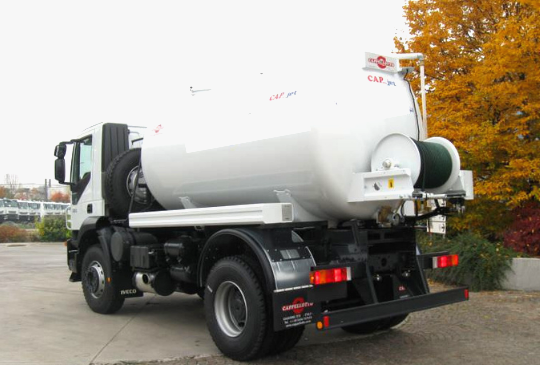 Camión de lavado, Ninox