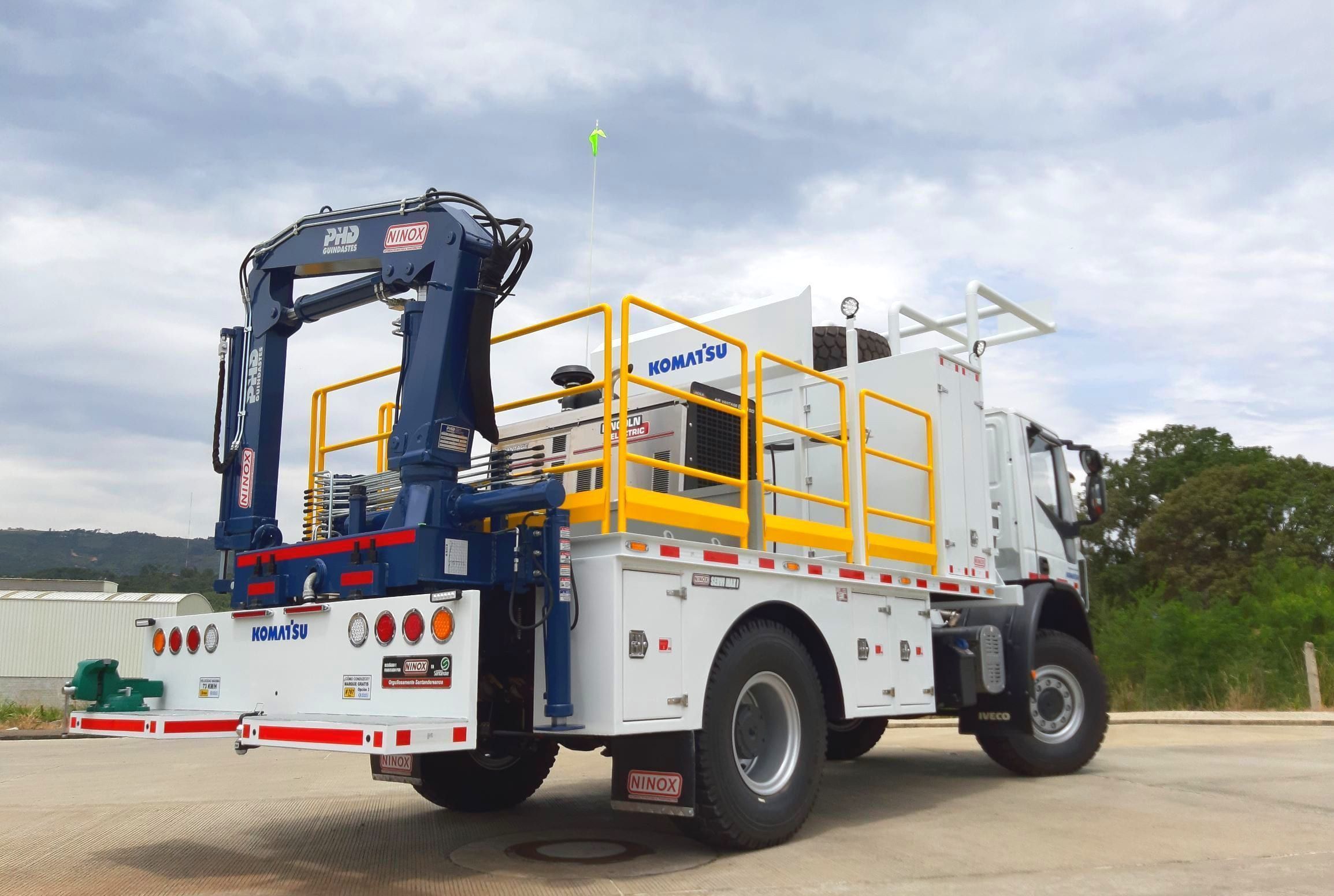 Carrotaller, Camion de servicio mecanico, NINOX