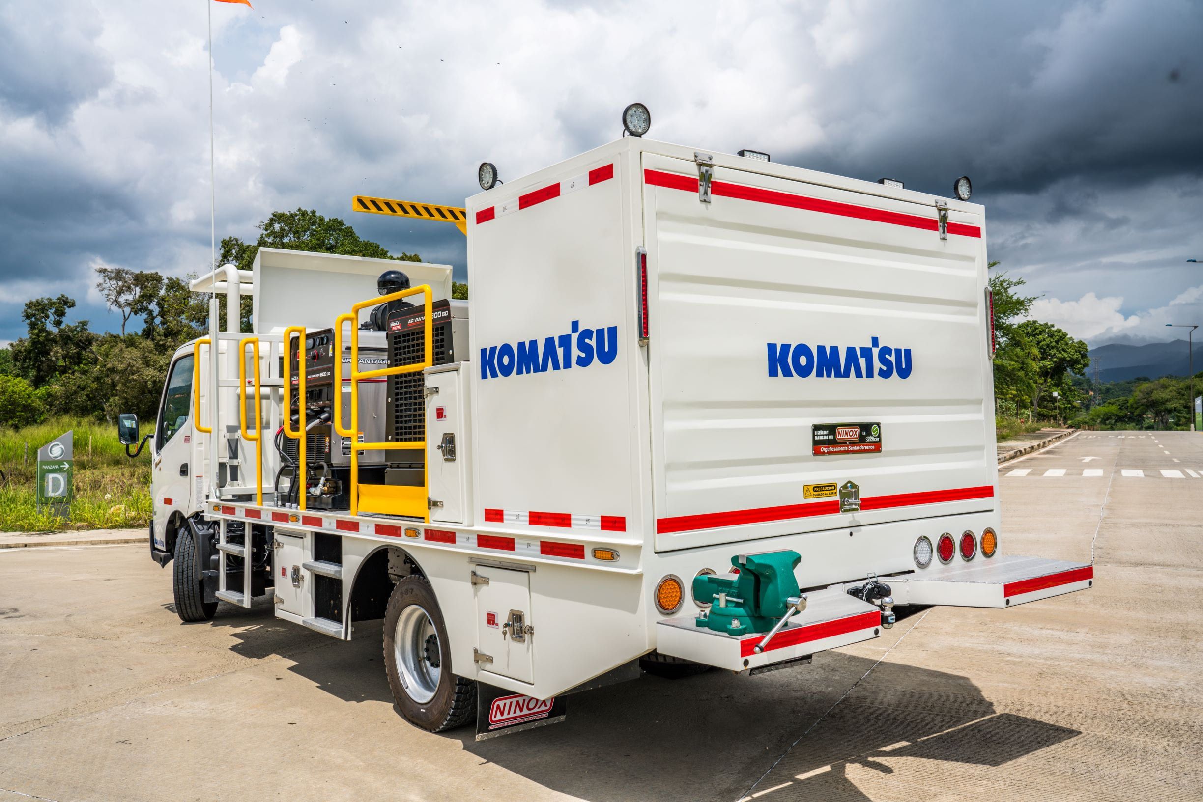 Carrotaller, Camion de servicio mecanico, NINOX