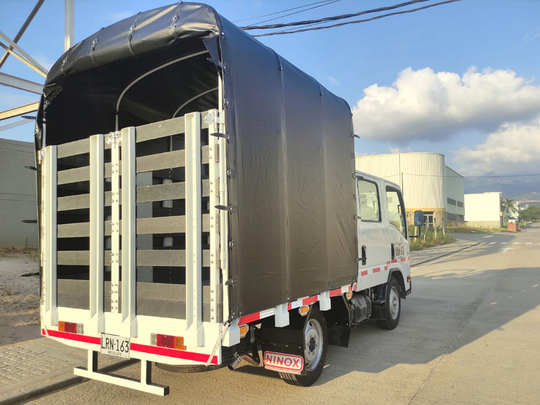 cargo max, carroceria de estacas, camión de estacas, estacas, furgon, carga, logística, ninoxcorp, ninox, carroceria, fabricacion nacional