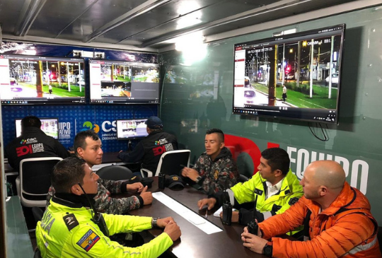 Camiones de comando, Ninox