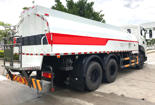 Camión de lavado, Ninox