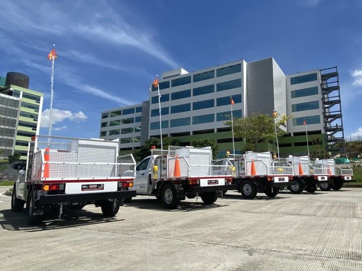 Camioneta de servicio especial minero NINOX