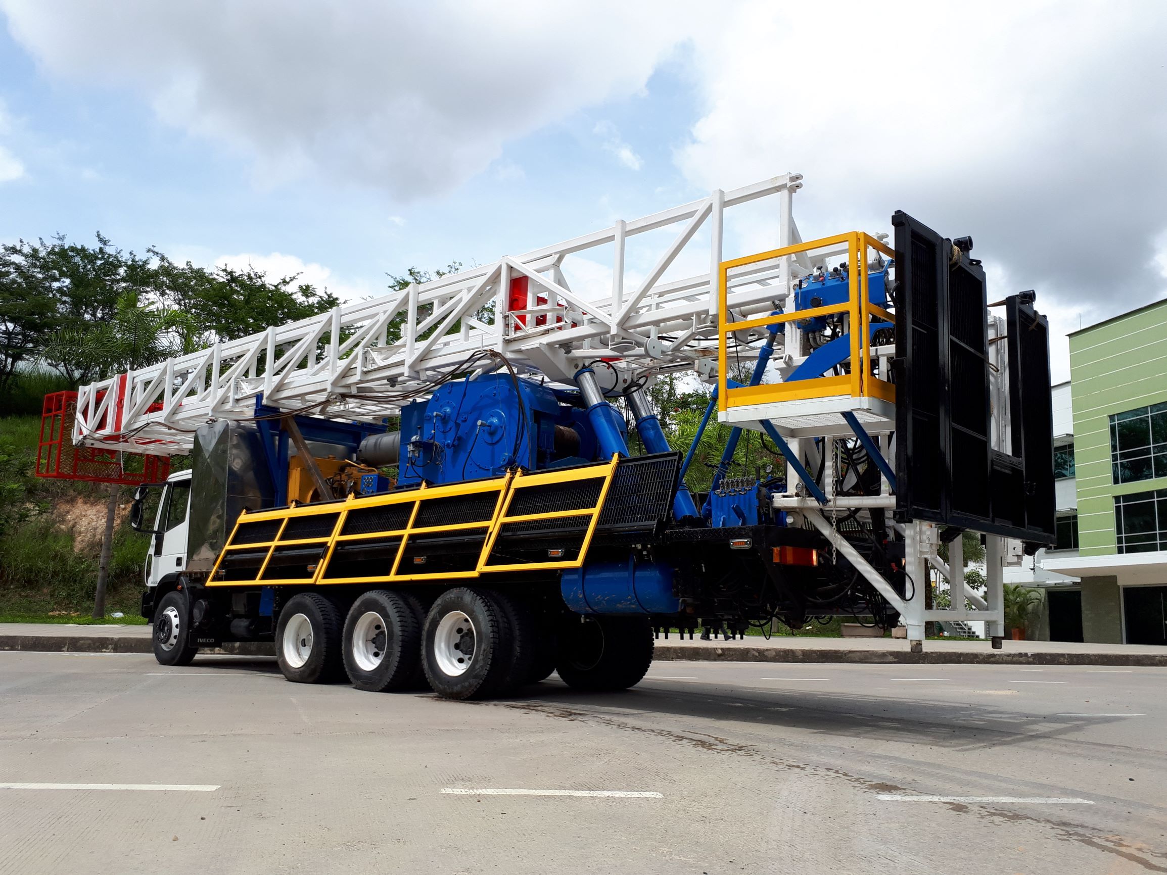 Camion de Workover NINOX