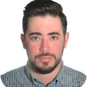 Carlos Chirinos - Experto en Comunicación y Debate.