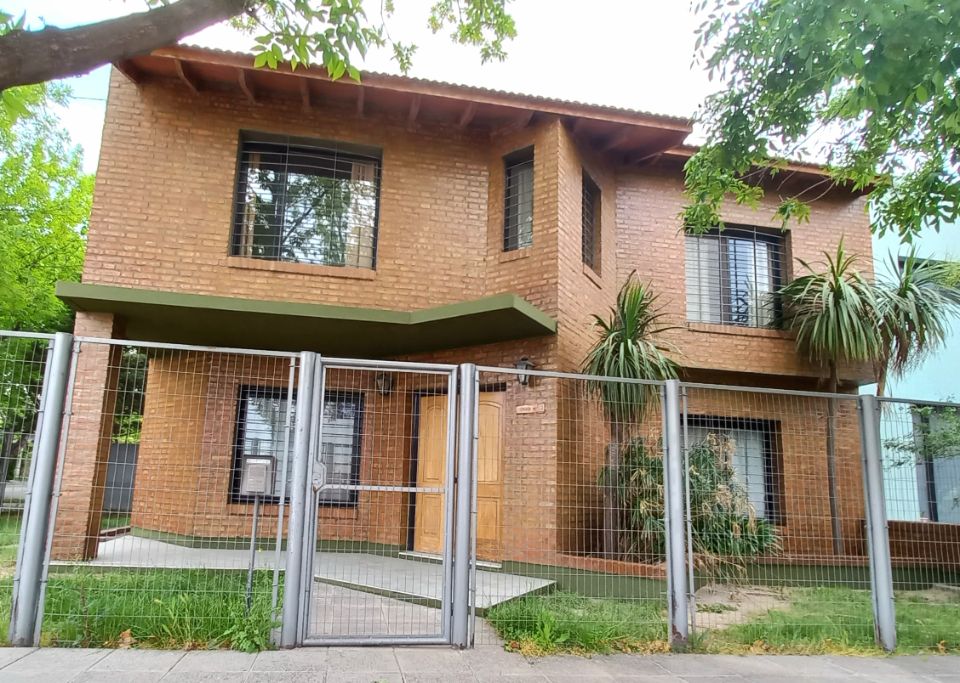 Frente terminado ladrillo a la vista II