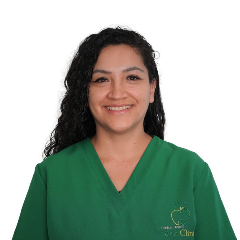 Dra. Liliana Bravo, odontología general en Som Clinic Padre Hurtado