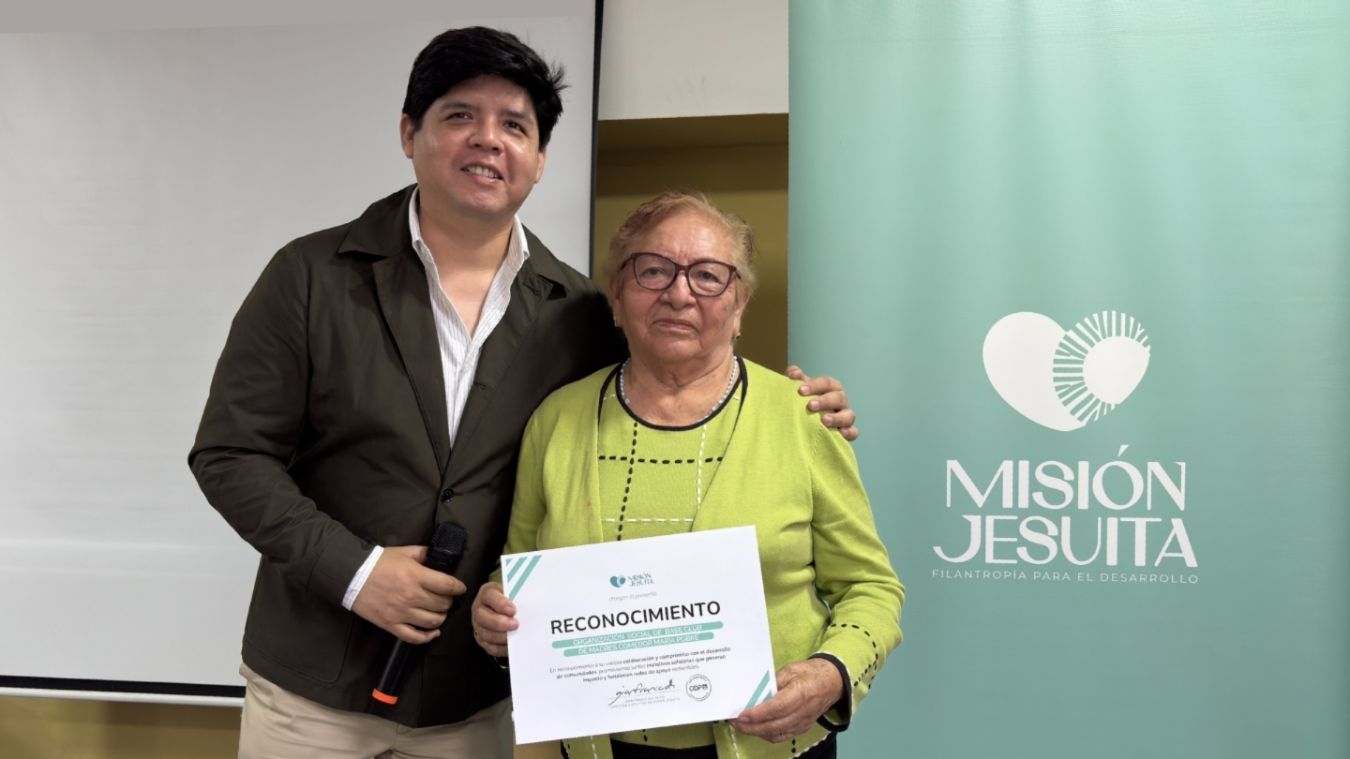 Organización Social de base club de madres comedor María Pobre