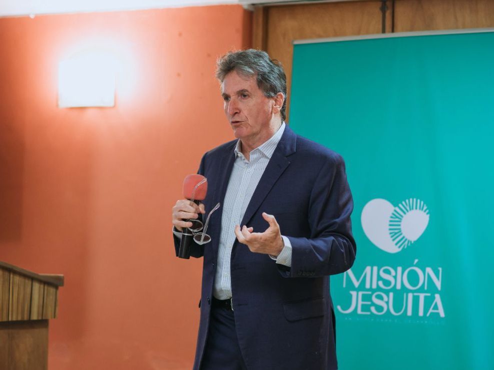 Empresario dando una charla