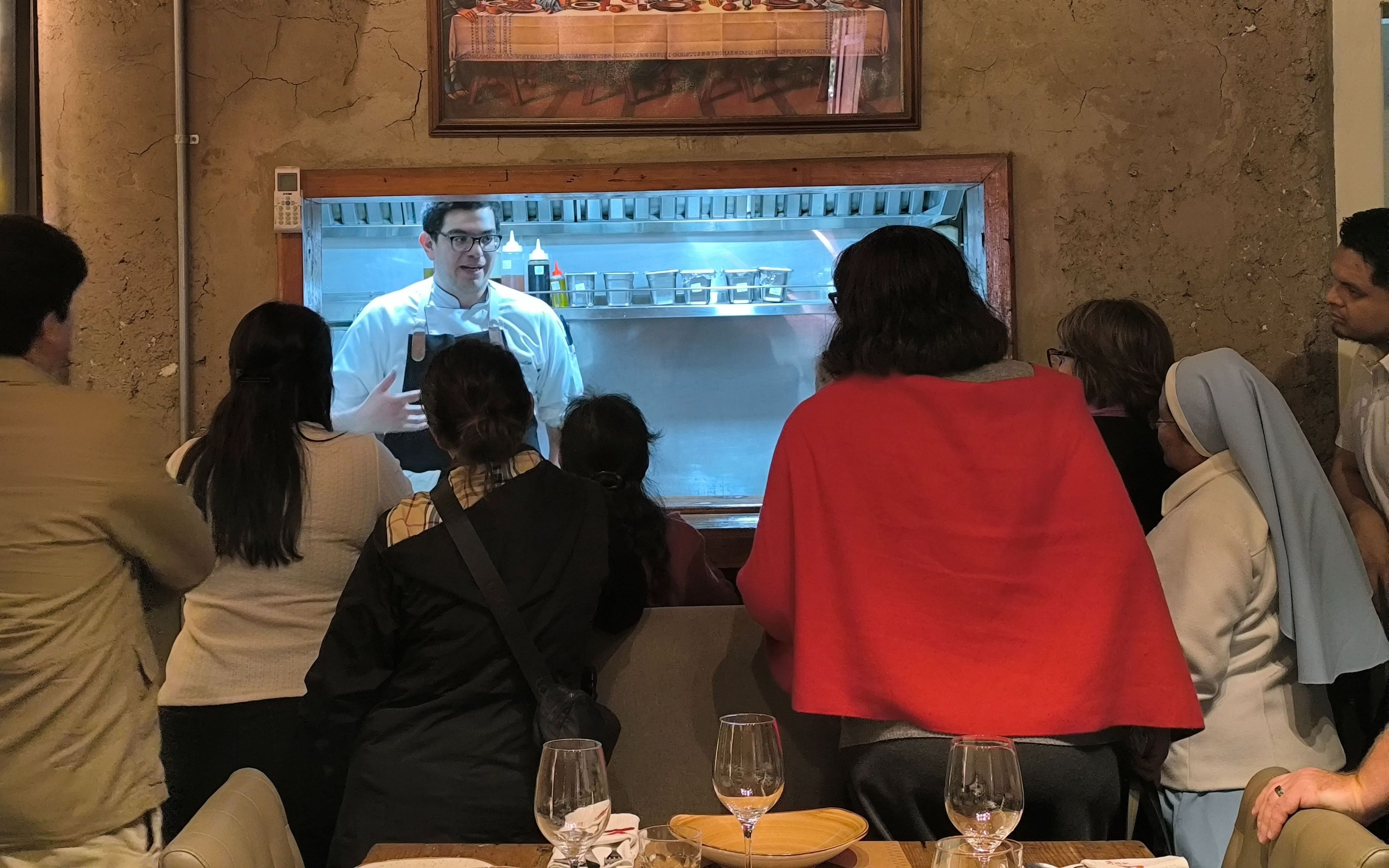 Misión Jesuita, FMSC y socios participando en muestra de cocina con MannaPack®